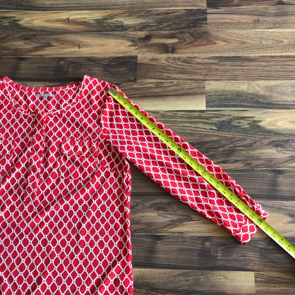 Stylish Red Geometric Women's Top - Picture 9 of 9